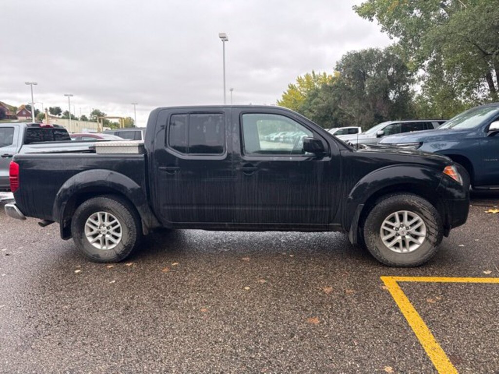 Used 2020 Nissan Frontier SV