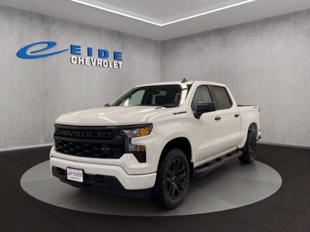 New 2026 Chevrolet Silverado 1500 Custom Truck