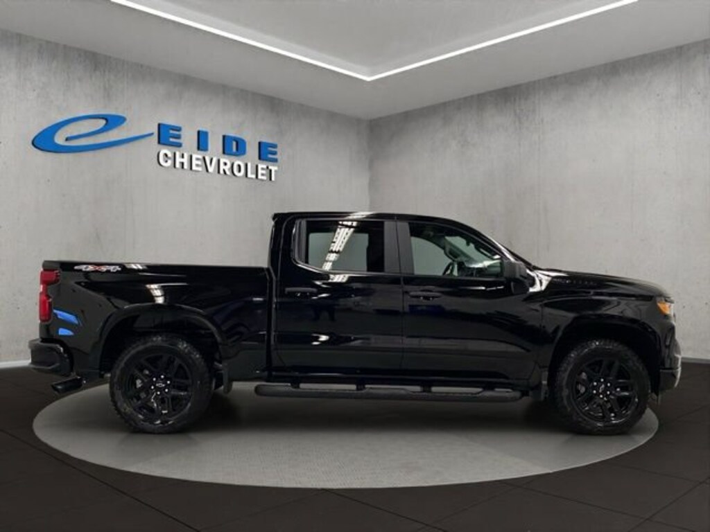 New 2026 Chevrolet Silverado 1500 Custom Truck