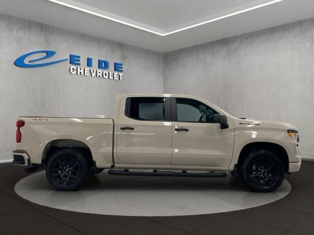 New 2026 Chevrolet Silverado 1500 Custom Truck