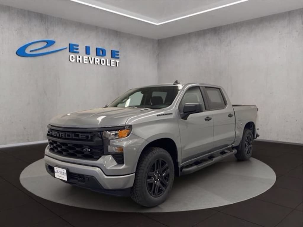 New 2026 Chevrolet Silverado 1500 Custom Truck