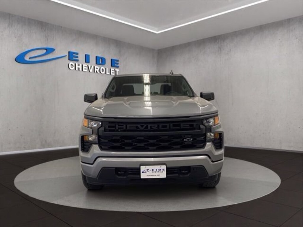 New 2026 Chevrolet Silverado 1500 Custom Truck