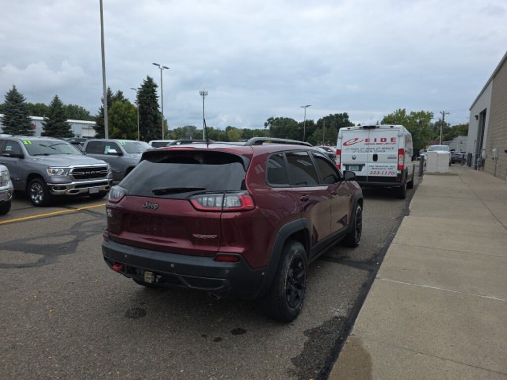 Used 2019 Jeep Cherokee Trailhawk 4x4 SUV