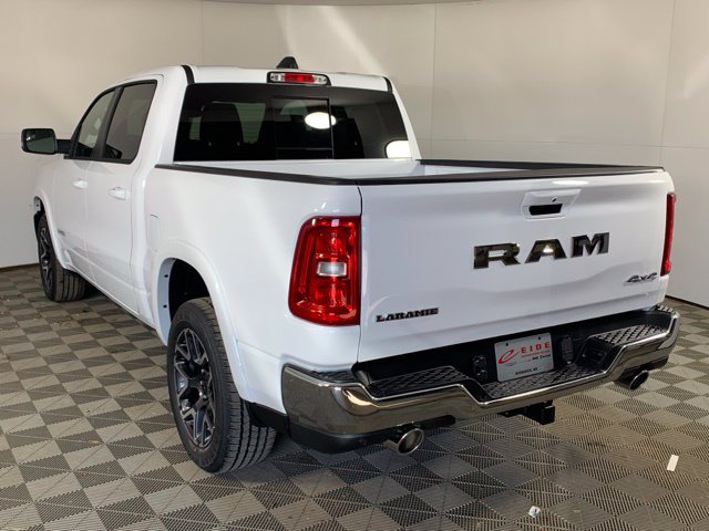 New 2027 Ram 1500 LARAMIE CREW CAB 4X4 5'7 BOX Pickup
