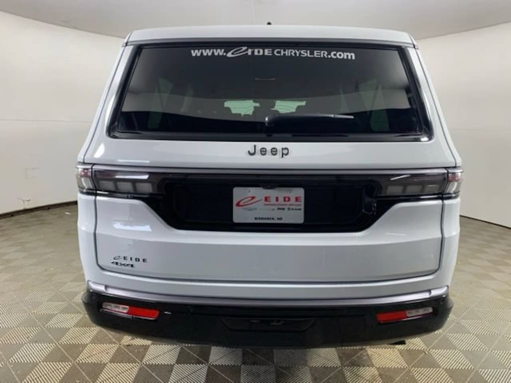 New 2026 Jeep Grand Wagoneer L LIMITED RESERVE 4X4 Sport Utility
