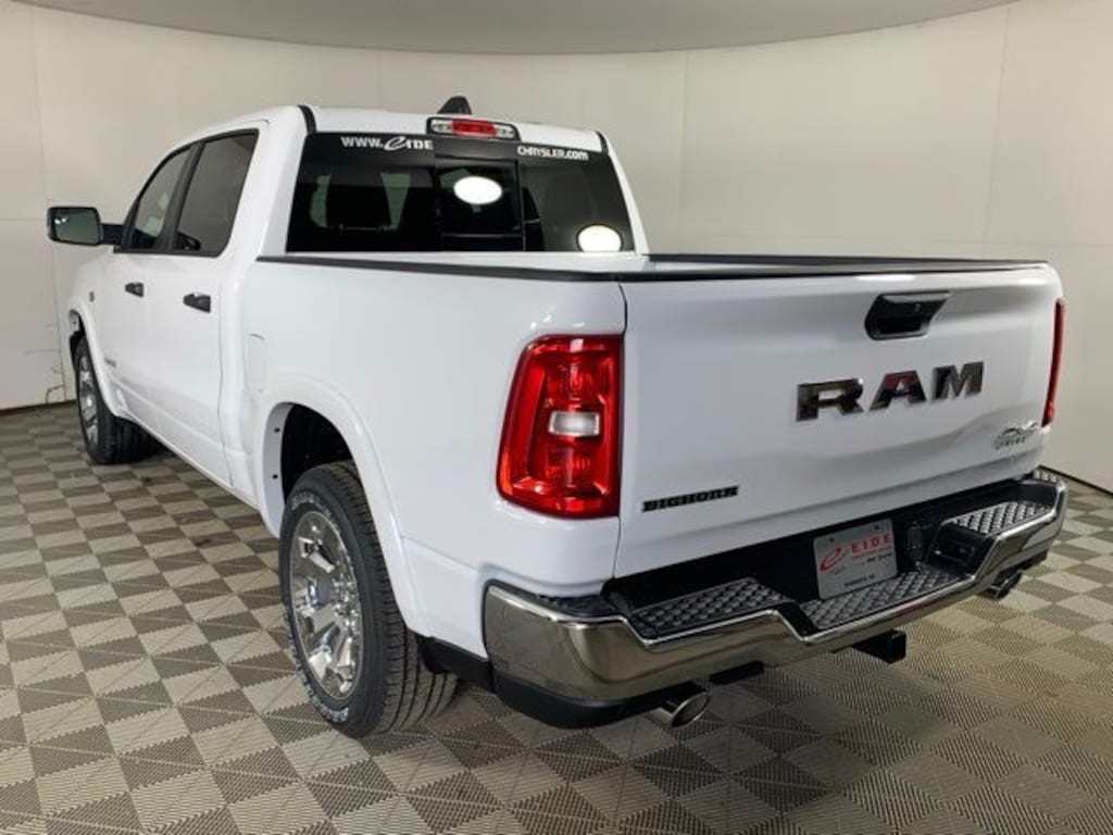 New 2026 Ram 1500 BIG HORN CREW CAB 4X4 5'7 BOX Pickup