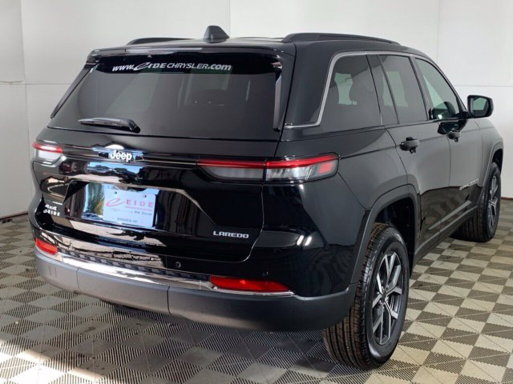 New 2027 Jeep Grand Cherokee LAREDO X 4X4 Sport Utility
