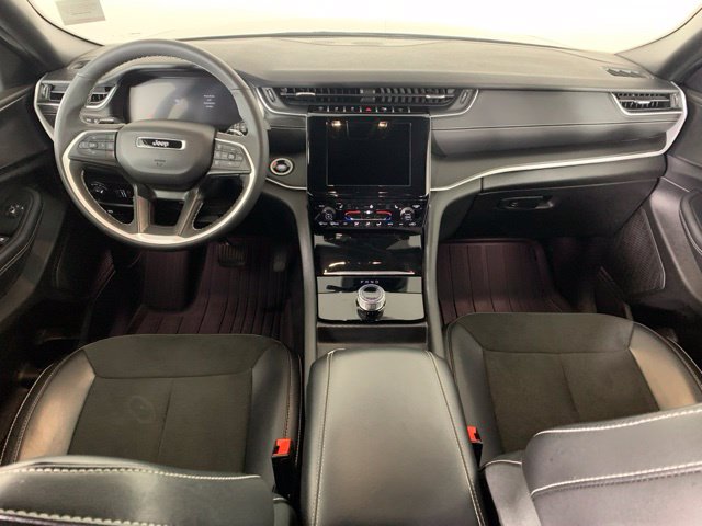 Used 2025 Jeep Grand Cherokee L Altitude SUV
