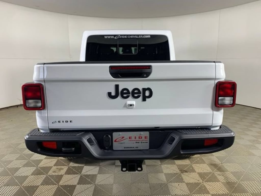 New 2026 Jeep Gladiator SPORT S 4X4 Pickup