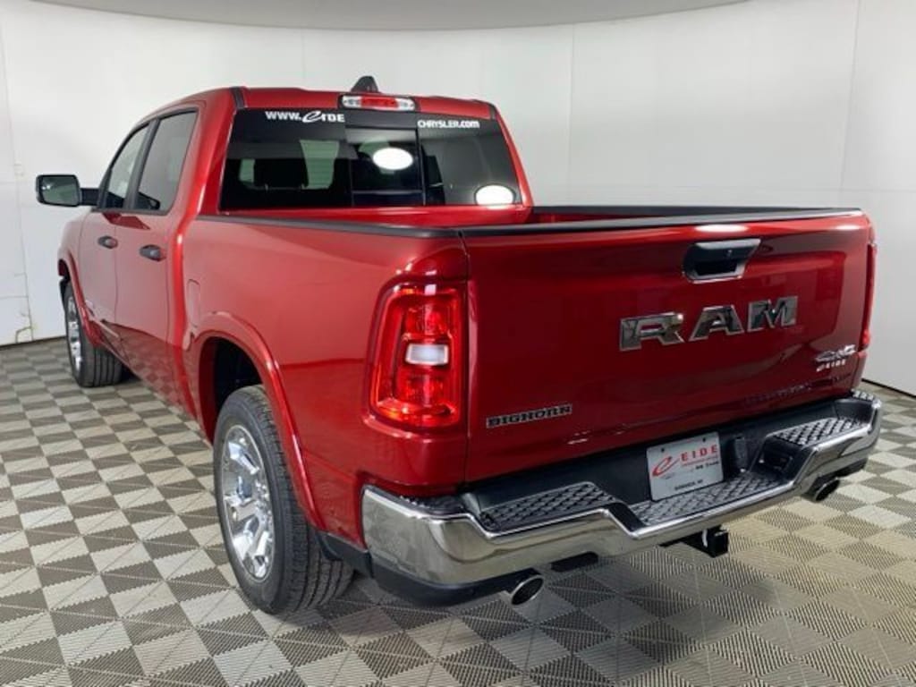New 2026 Ram 1500 BIG HORN CREW CAB 4X4 5'7 BOX Pickup