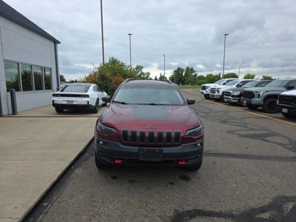 Used 2019 Jeep Cherokee Trailhawk 4x4 SUV