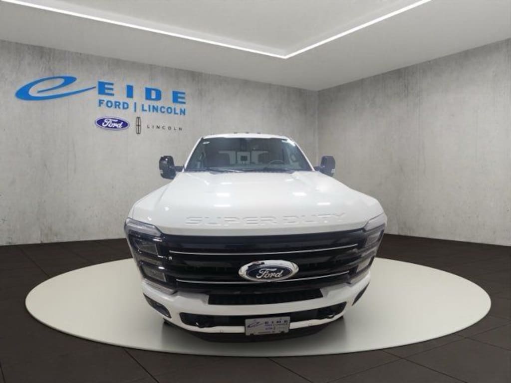 New 2026 Ford F-350 Platinum Truck Crew Cab