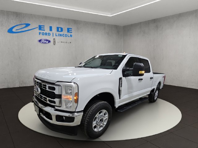 New 2027 Ford F-250 XLT Truck Crew Cab