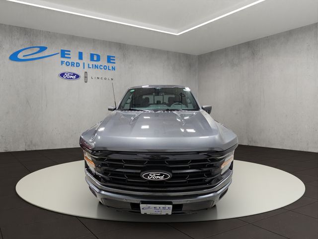 New 2026 Ford F-150 XLT Black Appearance Truck SuperCrew Cab