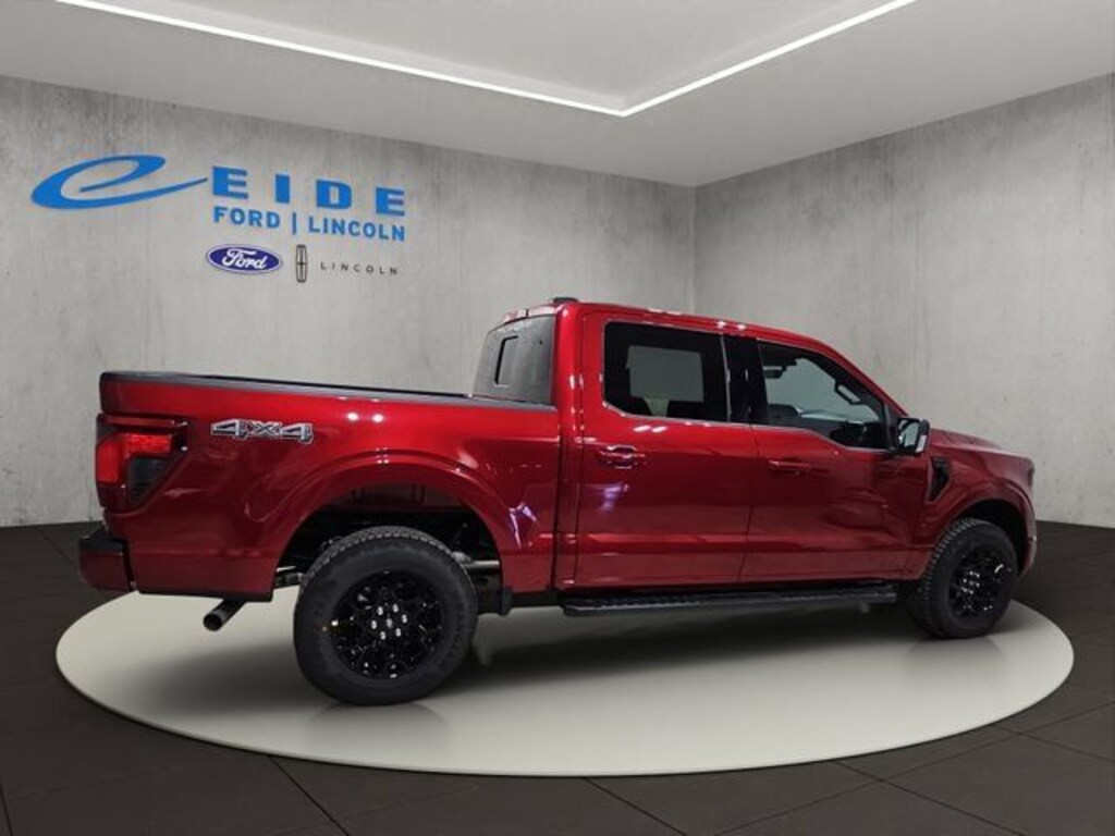 New 2026 Ford F-150 XLT Black Appearance Truck SuperCrew Cab