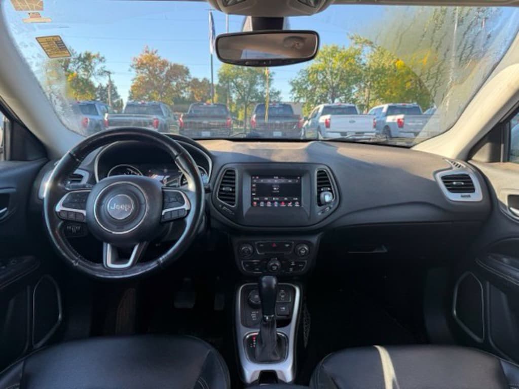 Used 2018 Jeep Compass Latitude SUV