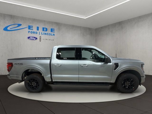 New 2026 Ford F-150 XLT Black Appearance Truck SuperCrew Cab