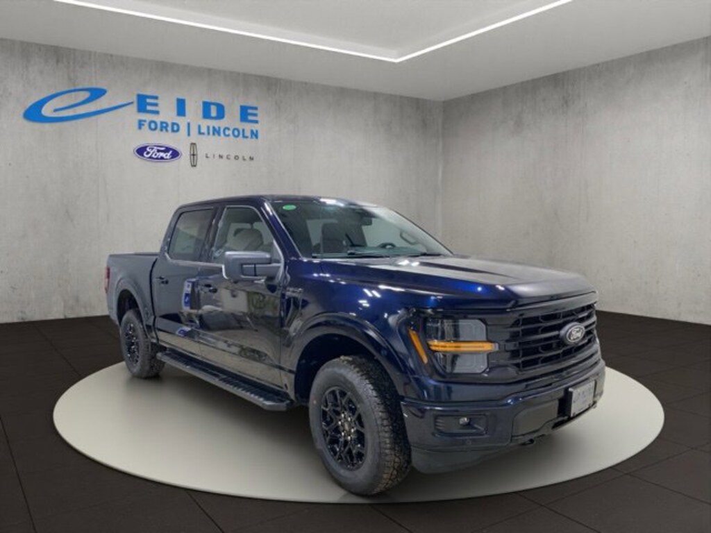 New 2026 Ford F-150 XLT Black Appearance Truck SuperCrew Cab