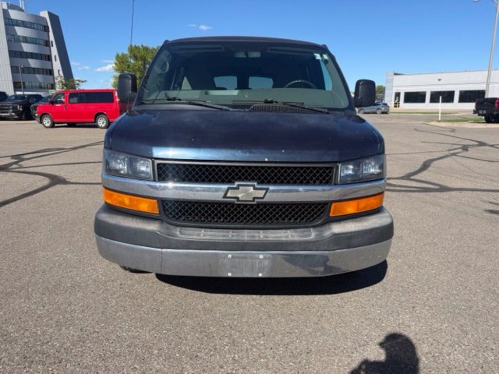 Used 2011 Chevrolet Express 1500 LT Minivan/Van