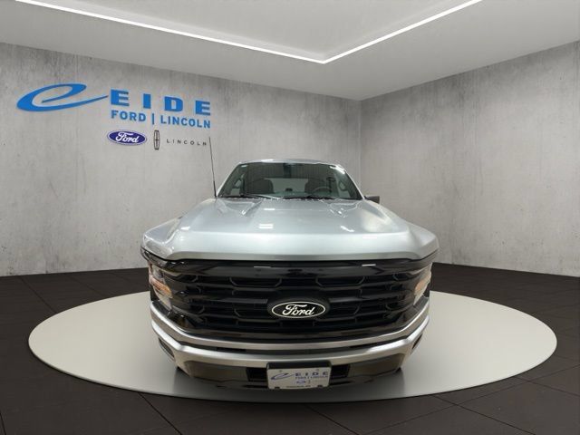 New 2026 Ford F-150 XLT Black Appearance Truck SuperCrew Cab
