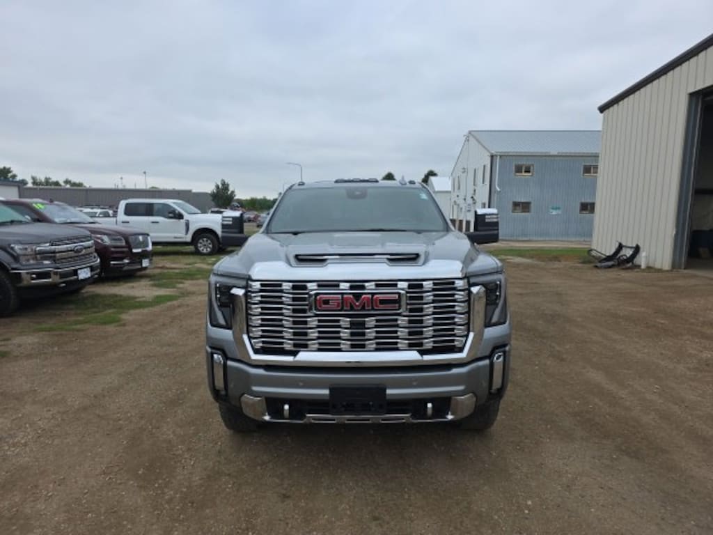 Used 2024 GMC Sierra 2500HD Denali Truck