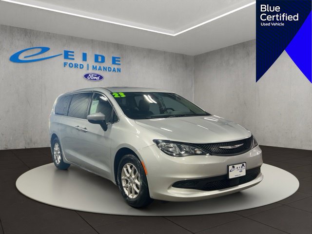 2023 Chrysler Voyager