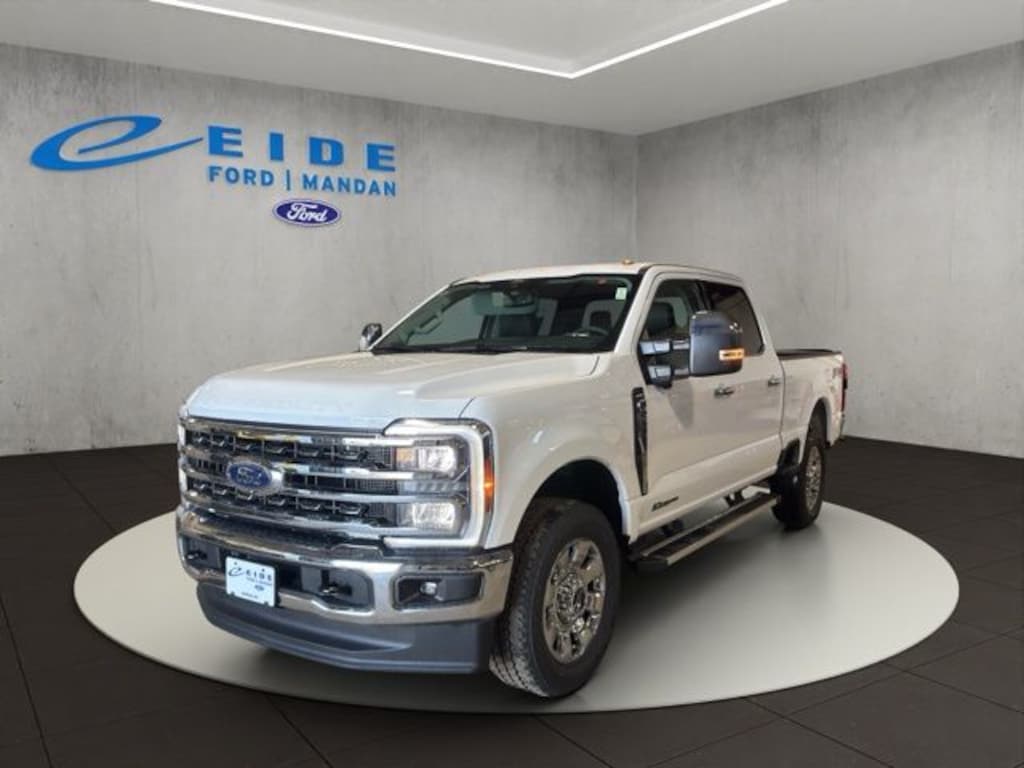 New 2026 Ford F-250SD Lariat Chrome Truck