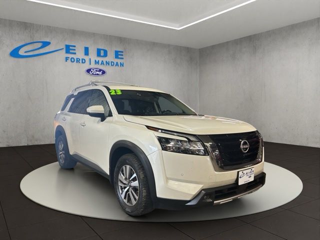 Used 2023 Nissan Pathfinder SL SUV