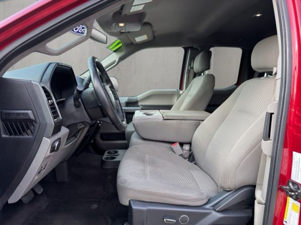 Used 2017 Ford F-150 XLT Truck