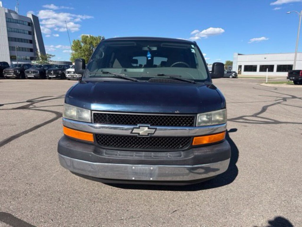 Used 2011 Chevrolet Express 1500 LT Minivan/Van