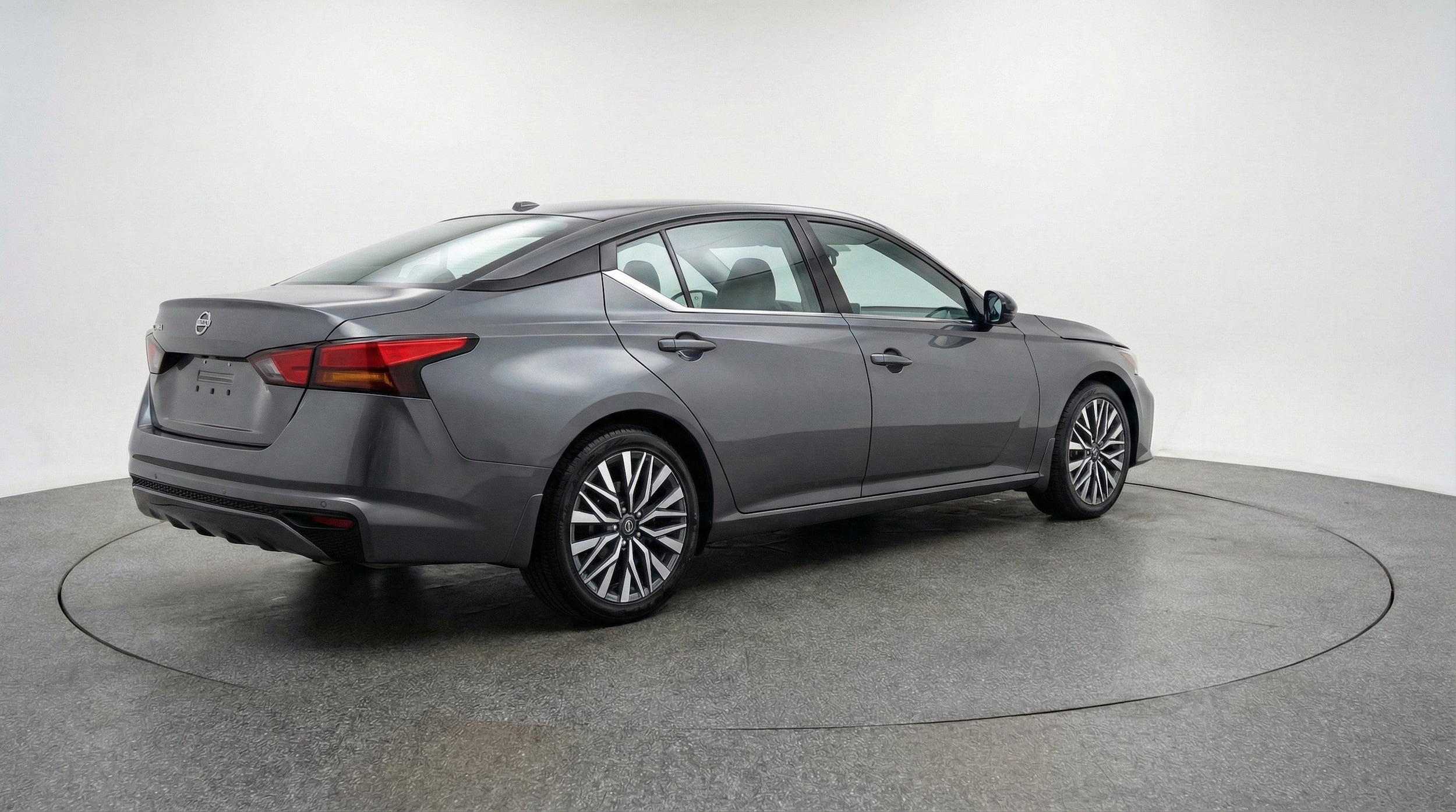Thumbnail: 2025 Nissan Altima - 9