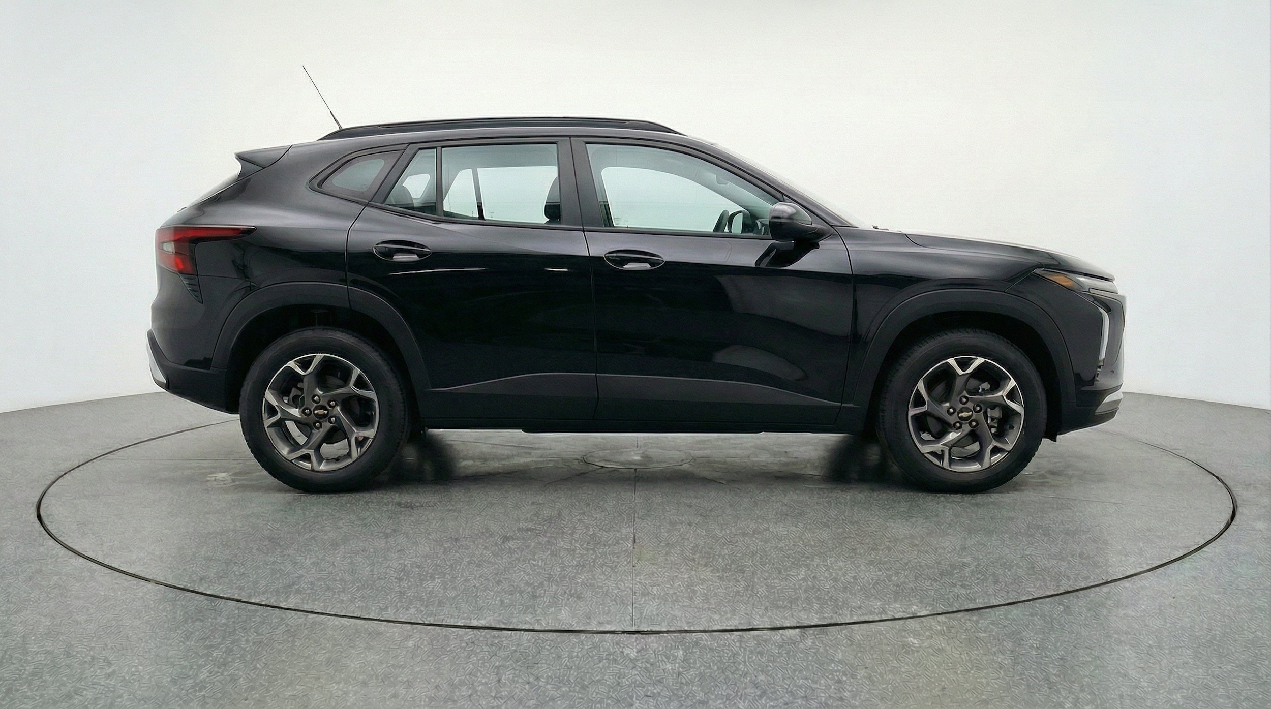 Thumbnail: 2025 Chevrolet Trax - 10