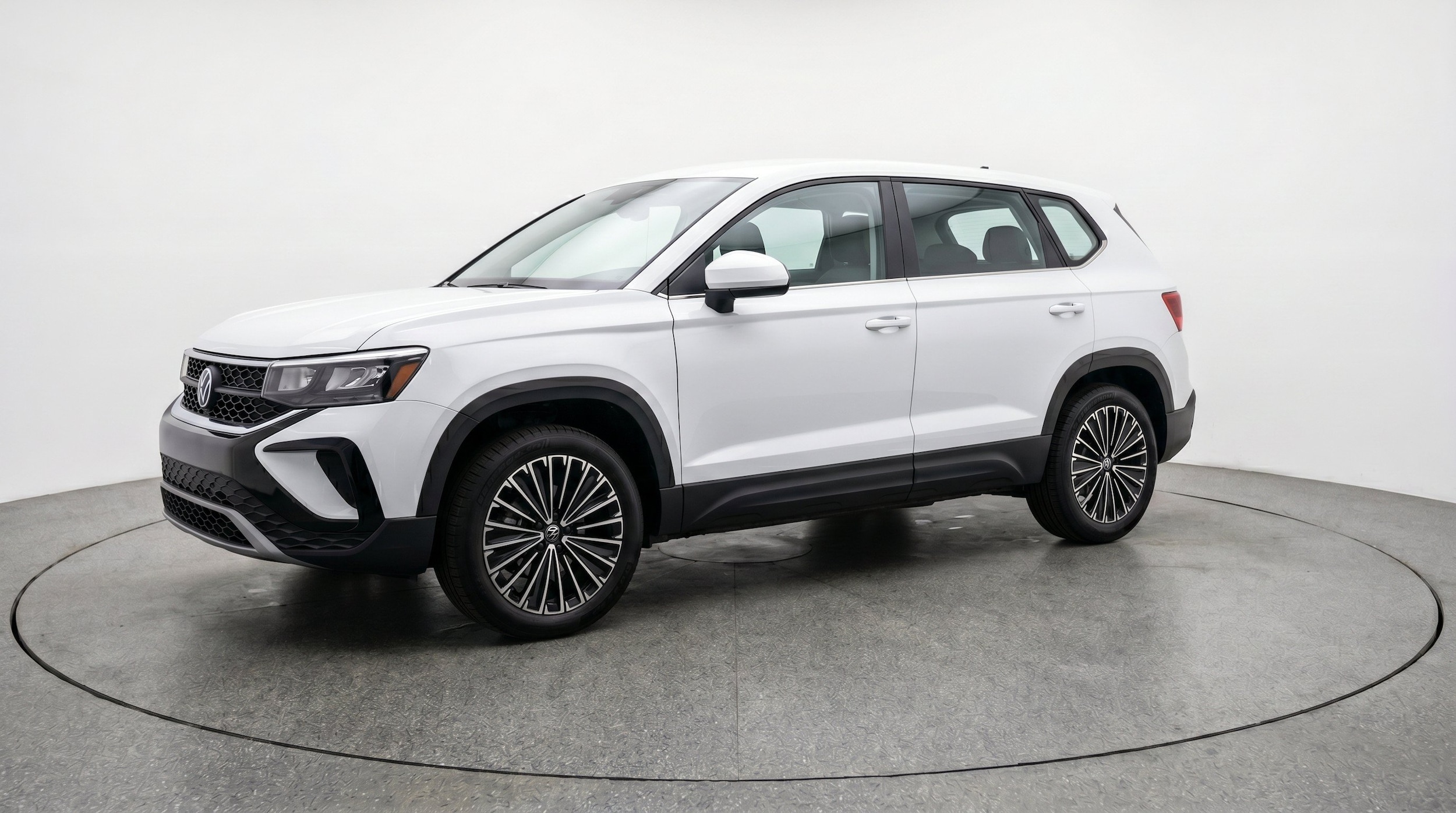 Thumbnail: 2026 Volkswagen Taos - 3