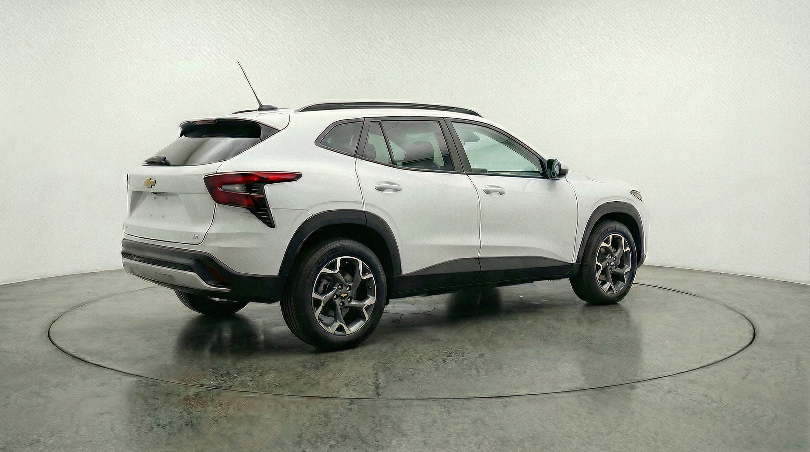 Thumbnail: 2025 Chevrolet Trax - 9
