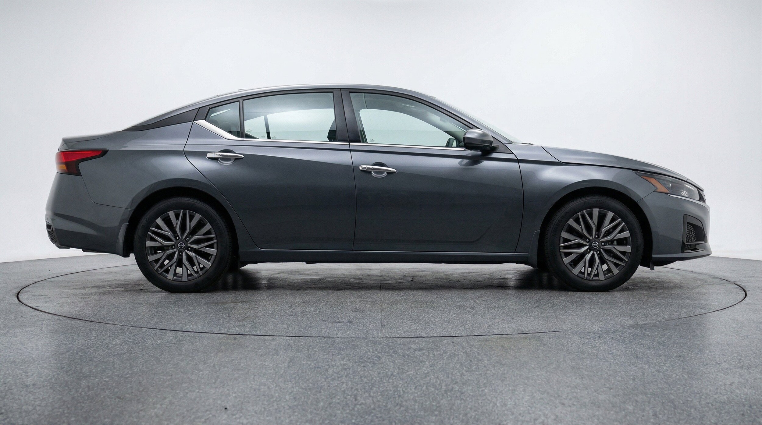 Thumbnail: 2025 Nissan Altima - 10