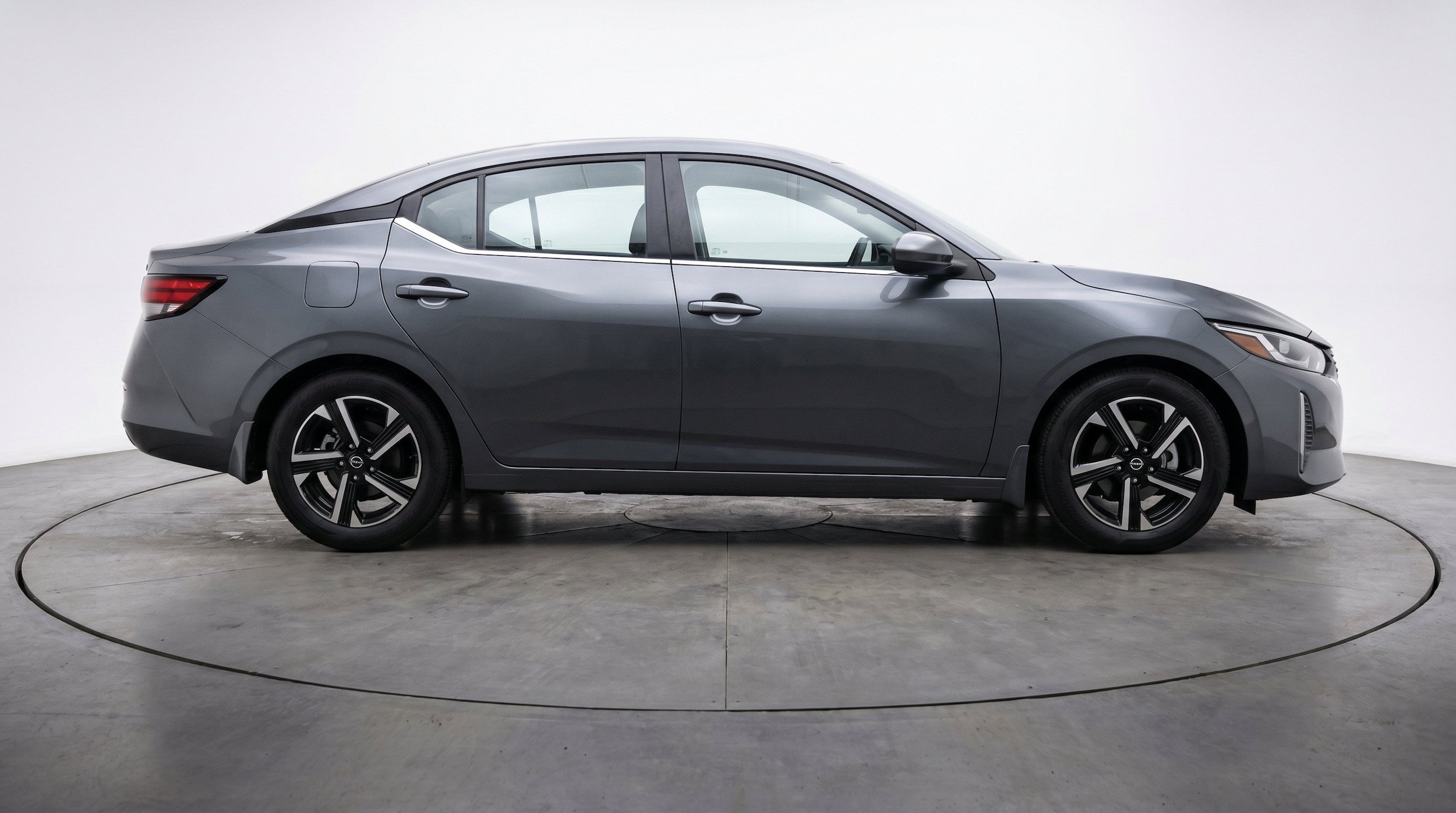Thumbnail: 2025 Nissan Sentra - 10