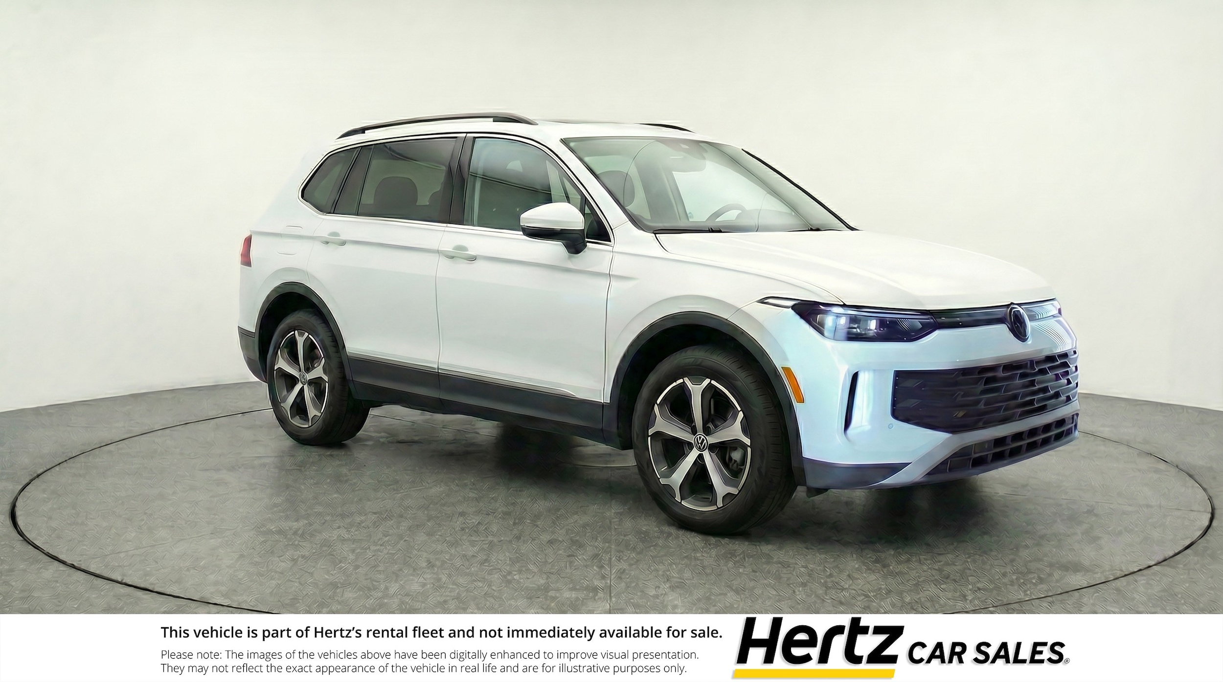 Thumbnail: 2026 Volkswagen Tiguan - 1