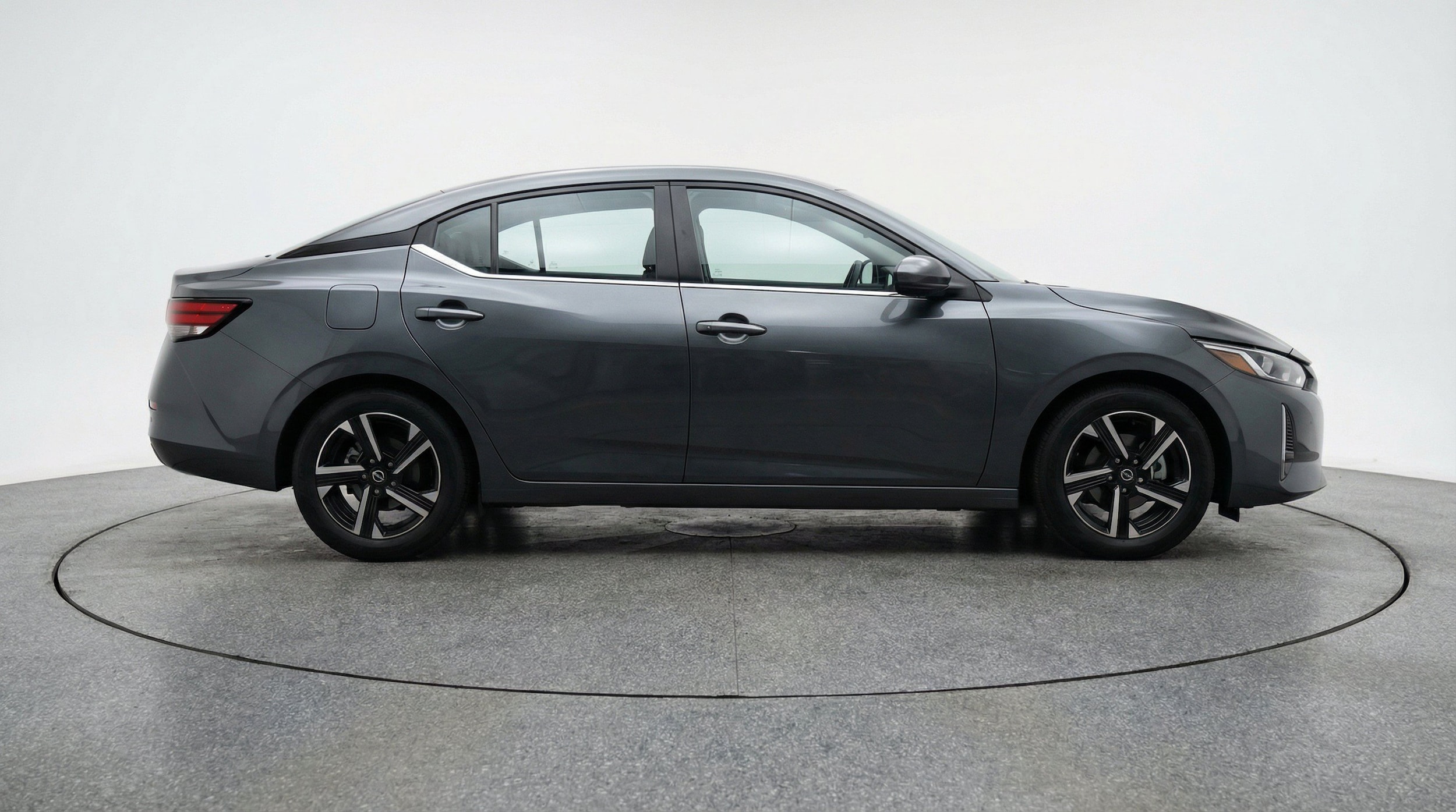 Thumbnail: 2025 Nissan Sentra - 10