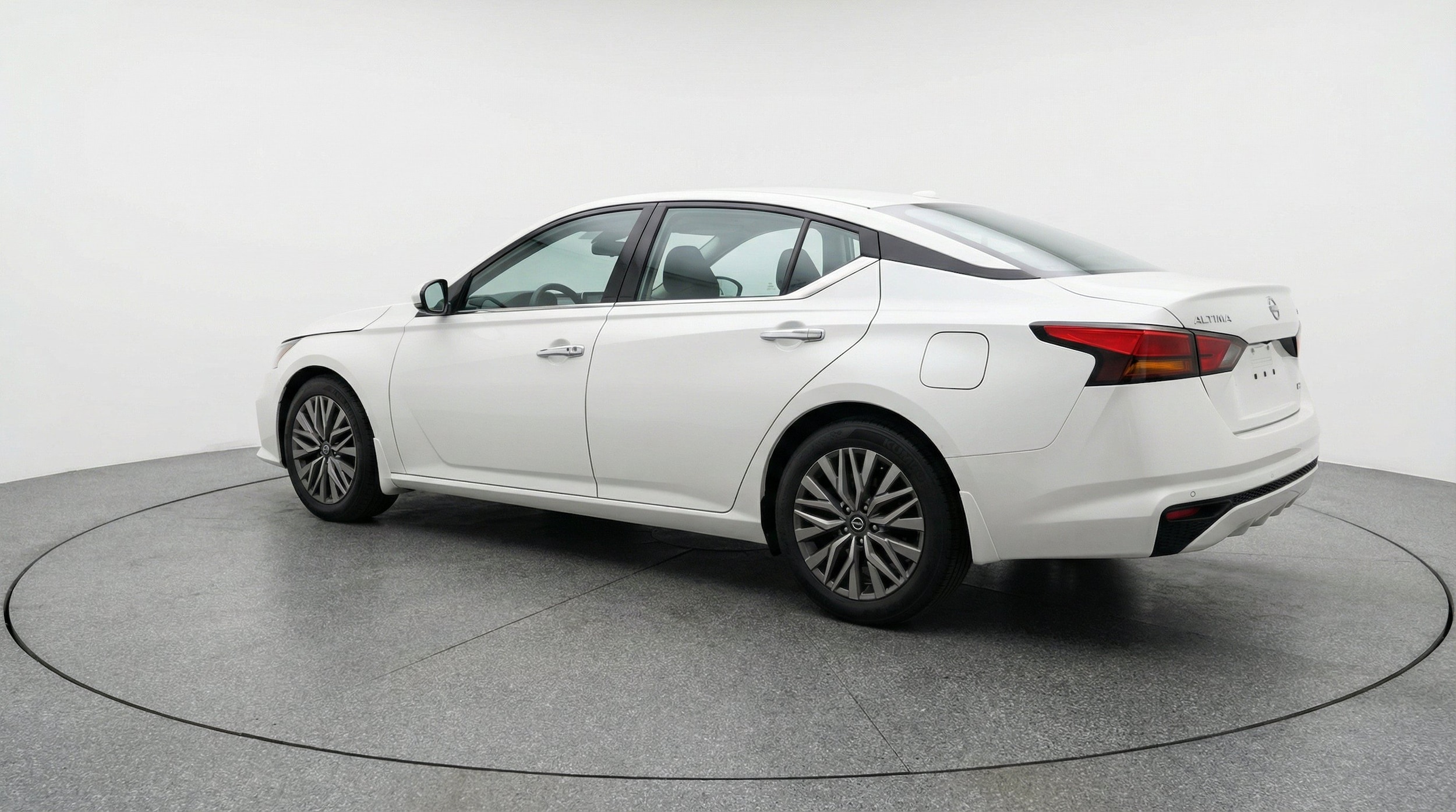 Thumbnail: 2025 Nissan Altima - 6