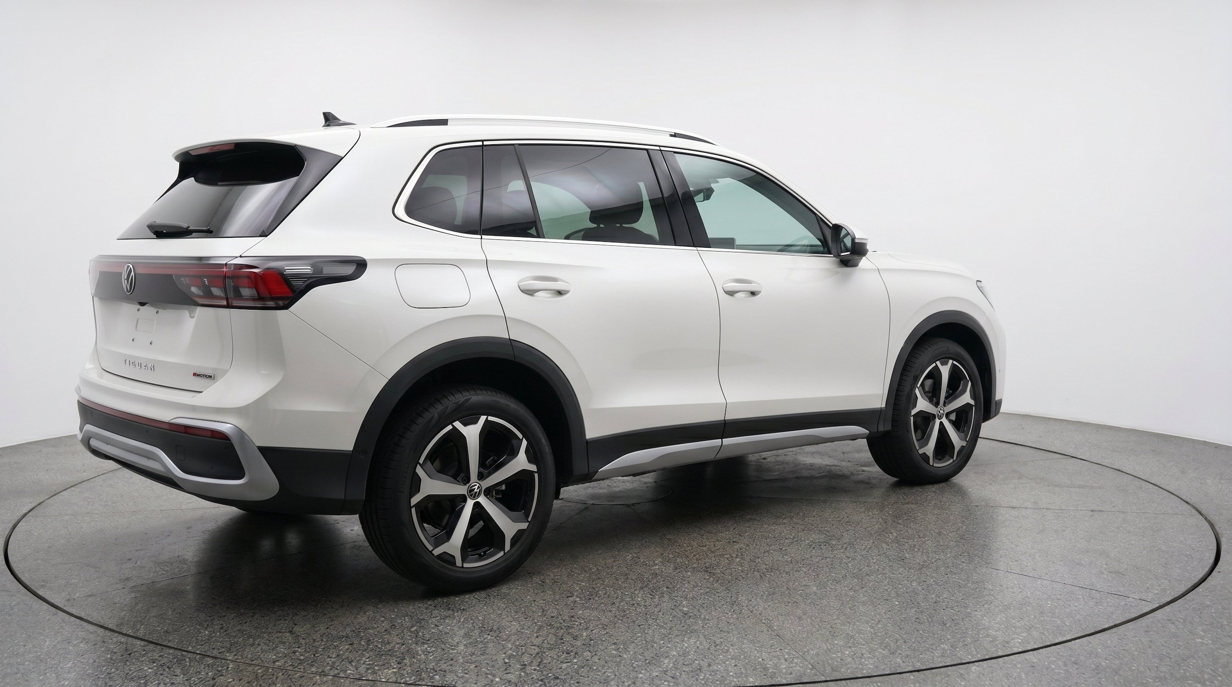 Thumbnail: 2026 Volkswagen Tiguan - 9