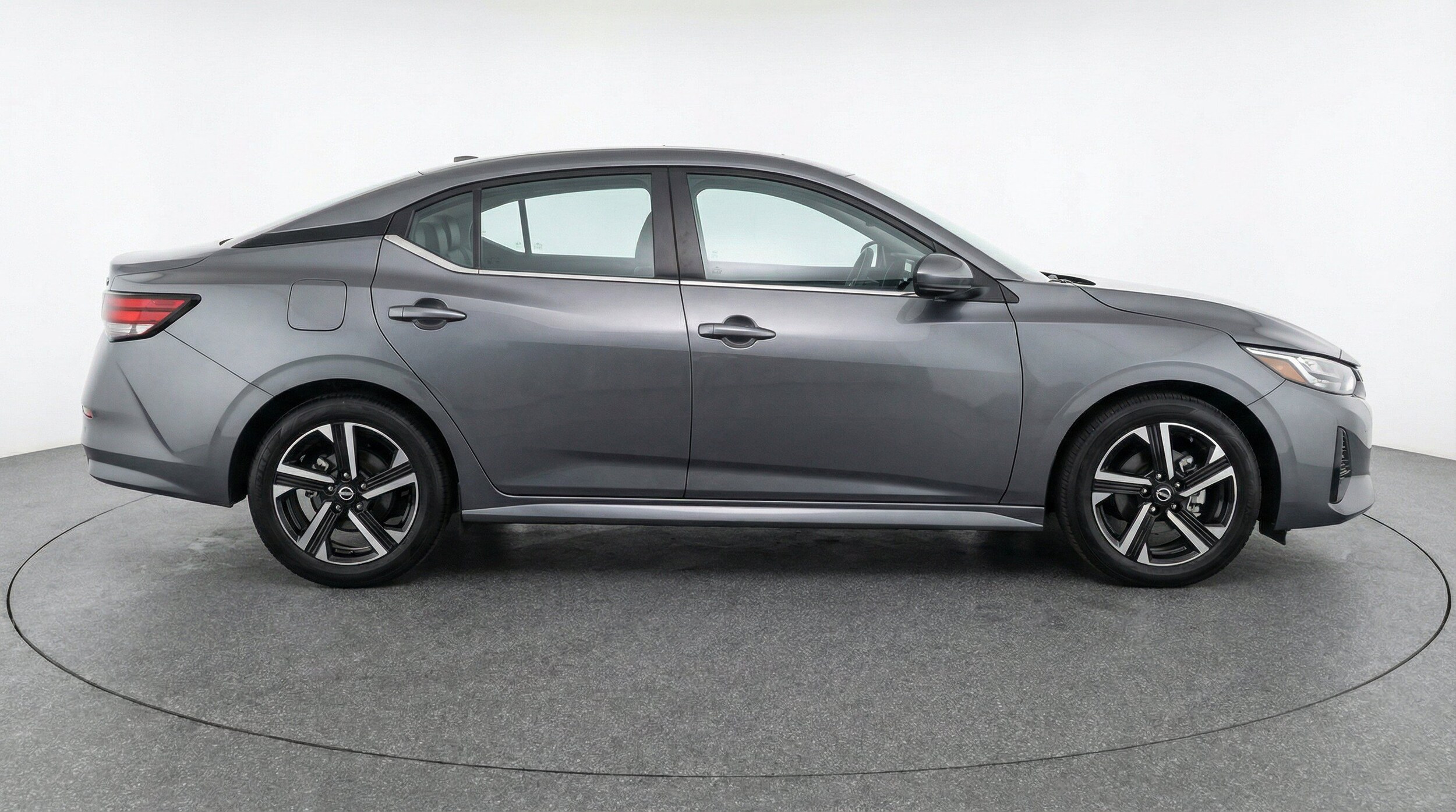 Thumbnail: 2025 Nissan Sentra - 10