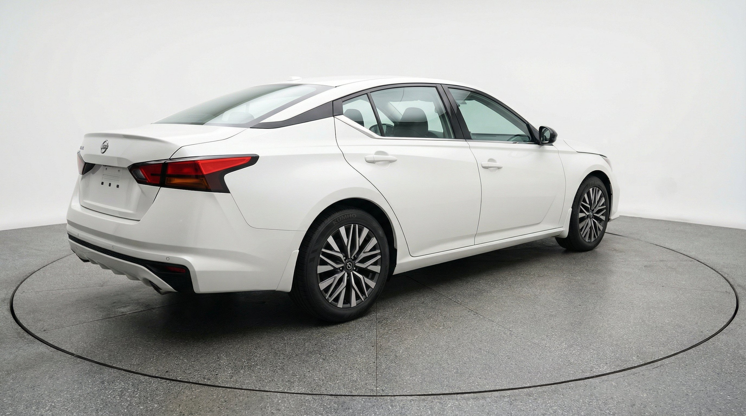 Thumbnail: 2025 Nissan Altima - 9