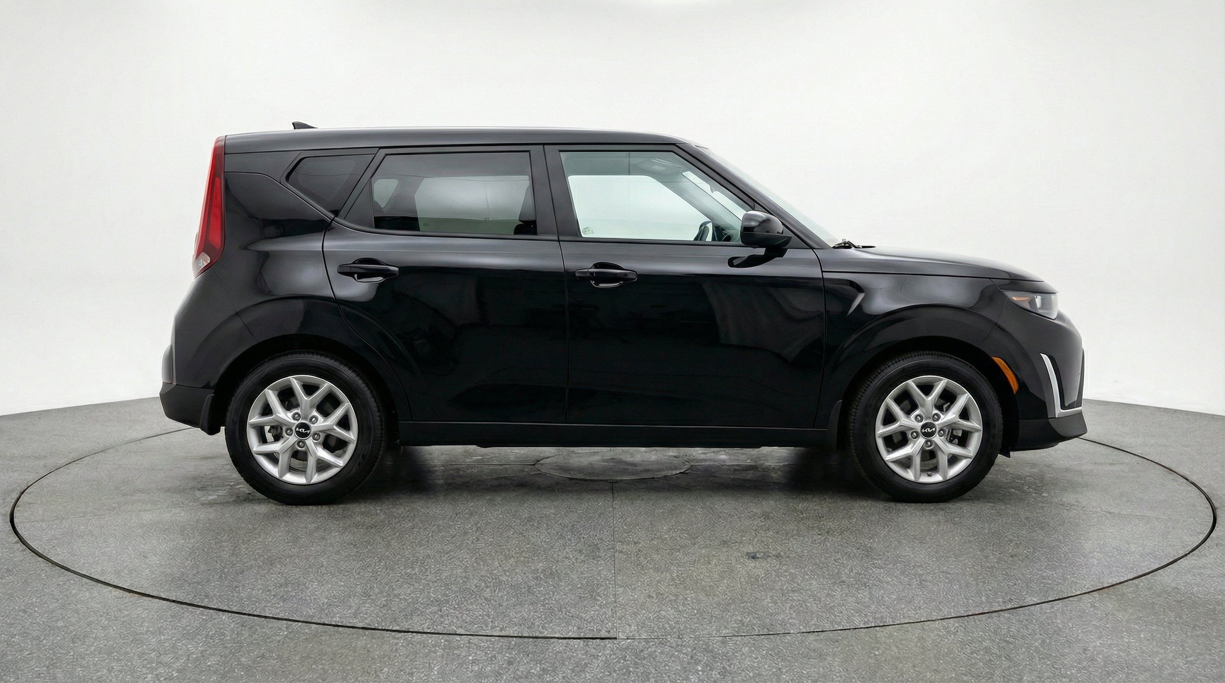 Thumbnail: 2025 Kia Soul - 10