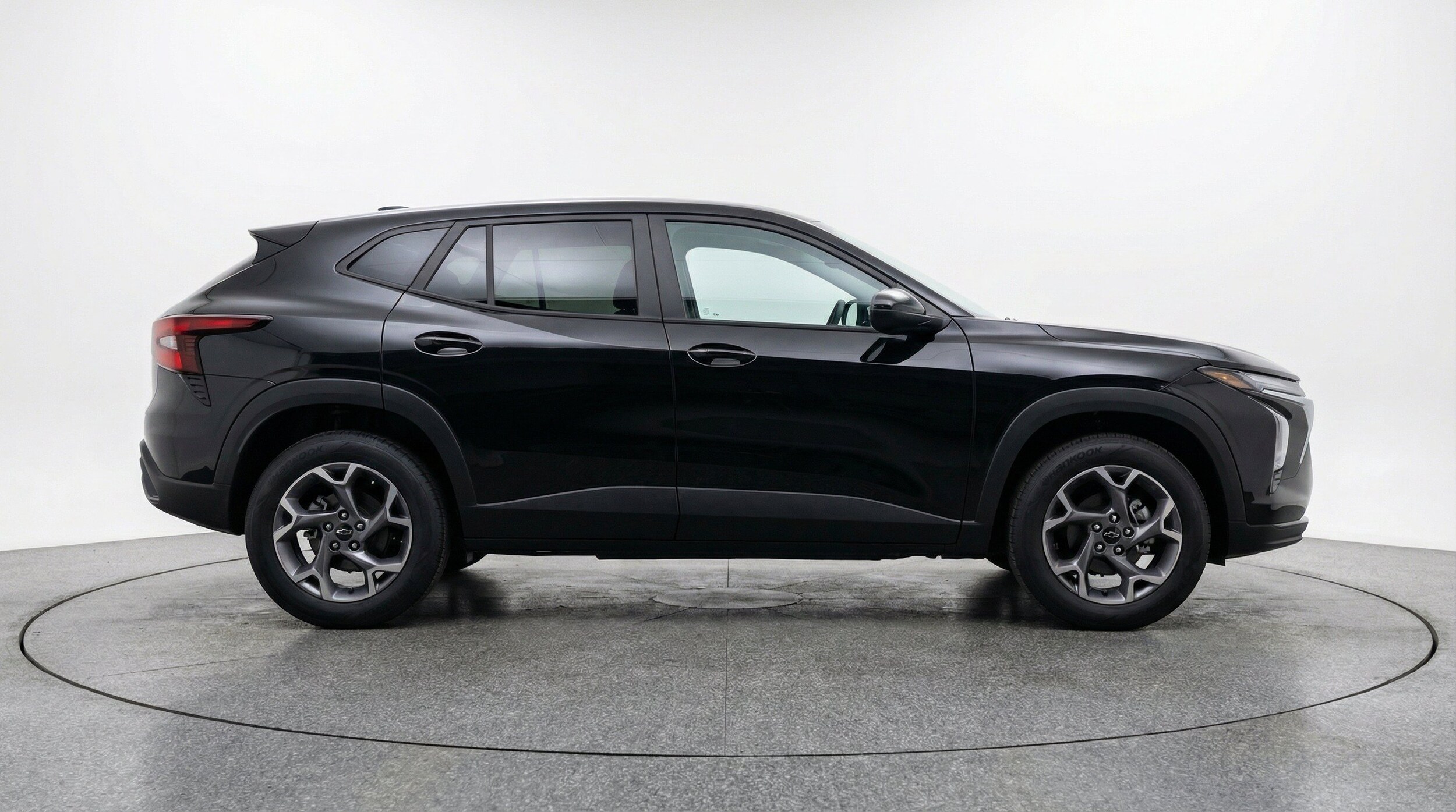 Thumbnail: 2025 Chevrolet Trax - 10