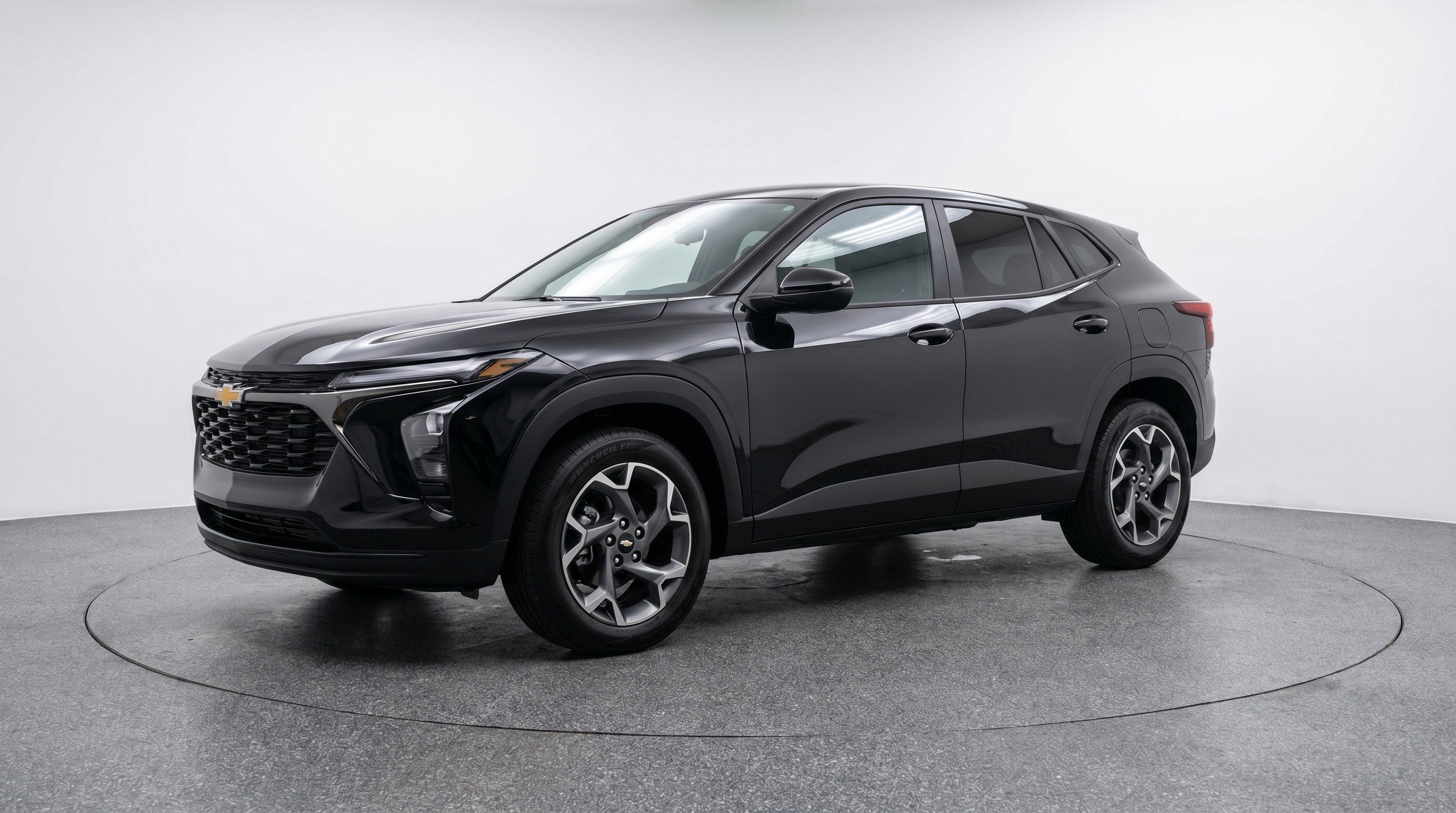 Thumbnail: 2025 Chevrolet Trax - 3