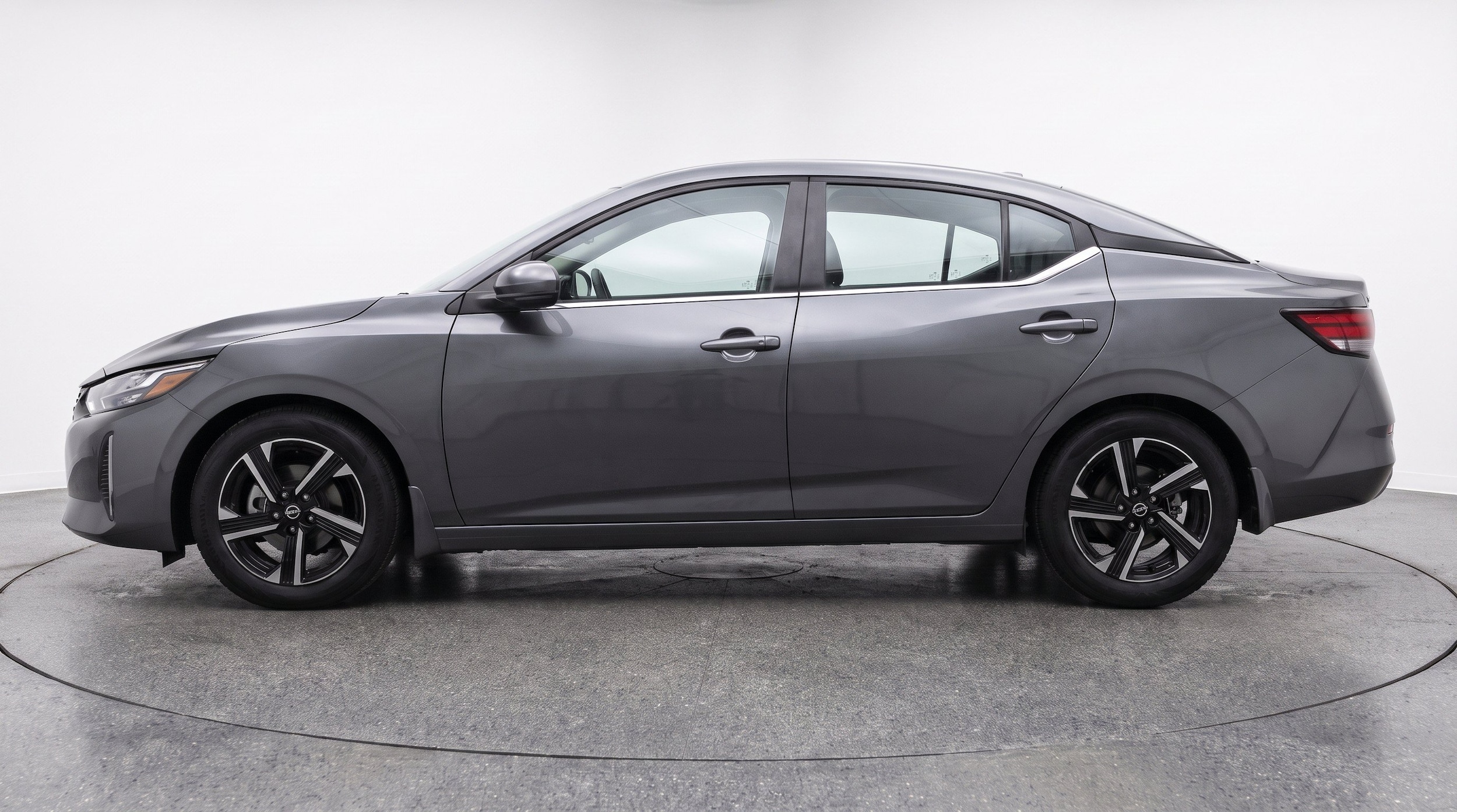 Thumbnail: 2025 Nissan Sentra - 5