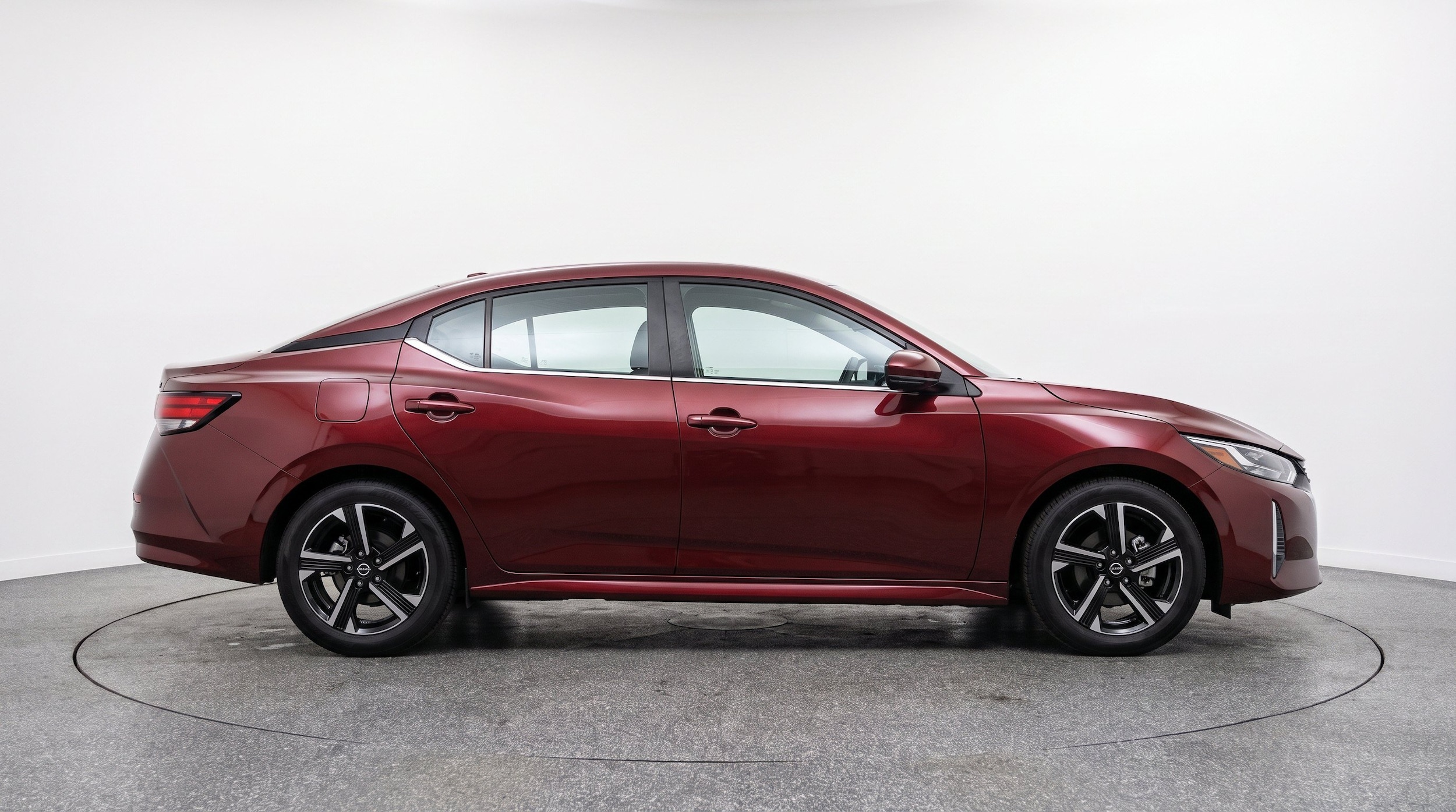Thumbnail: 2025 Nissan Sentra - 10