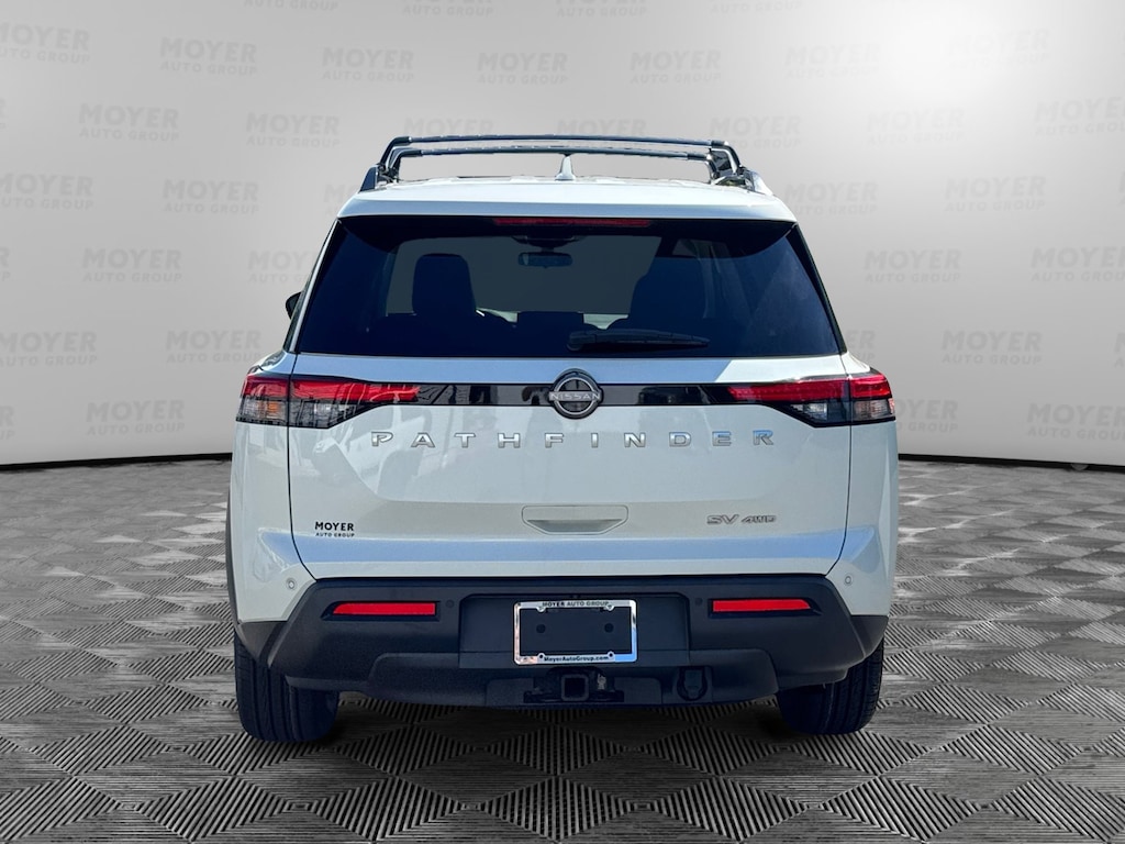 Used 2022 Nissan Pathfinder SV SV 4WD