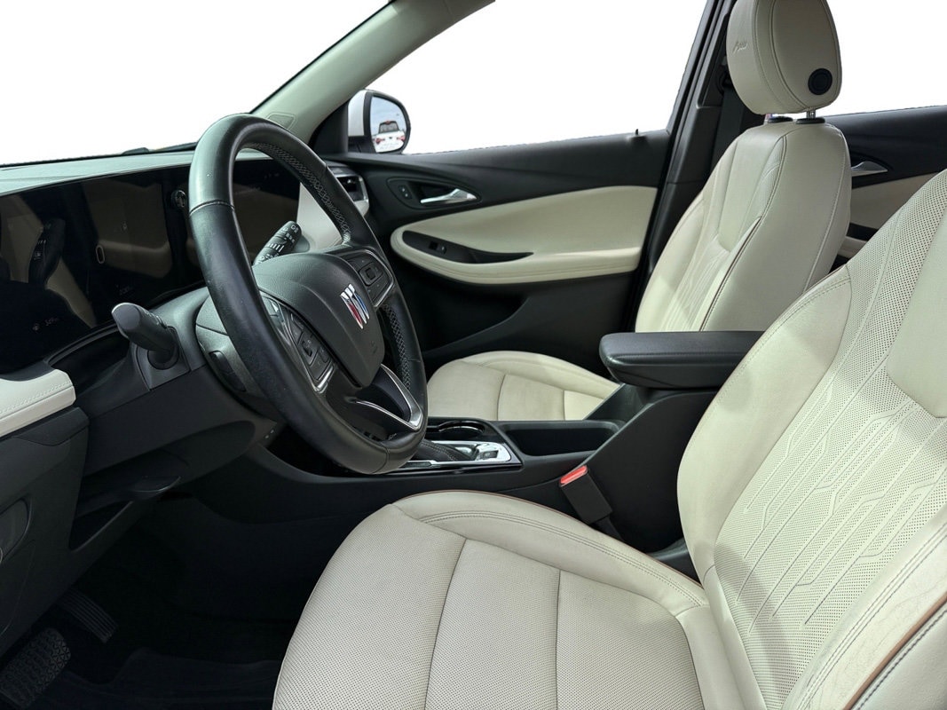 2024 Buick Encore GX Avenir - Photo 9