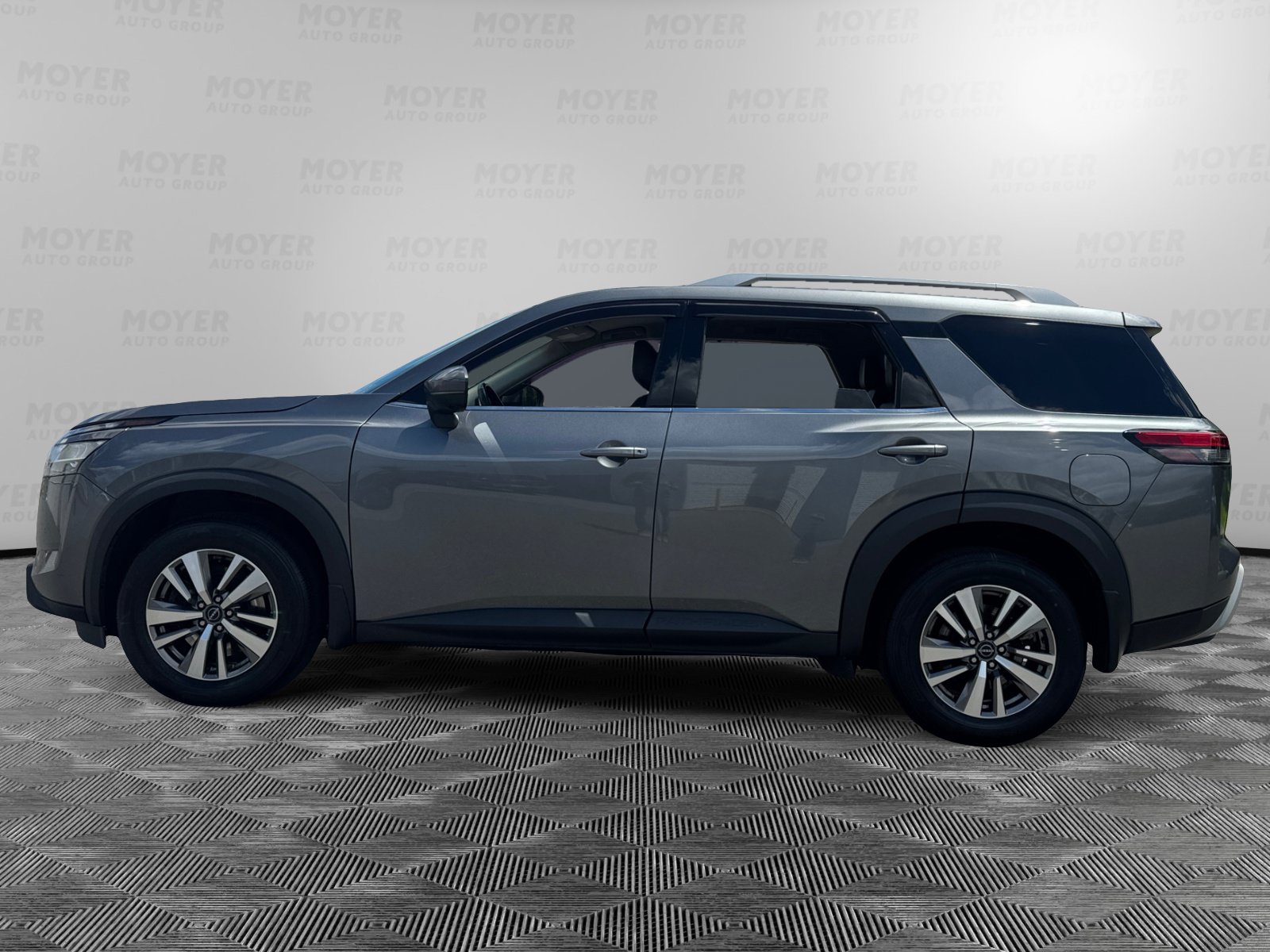 Used 2023 Nissan Pathfinder SL SL 4WD